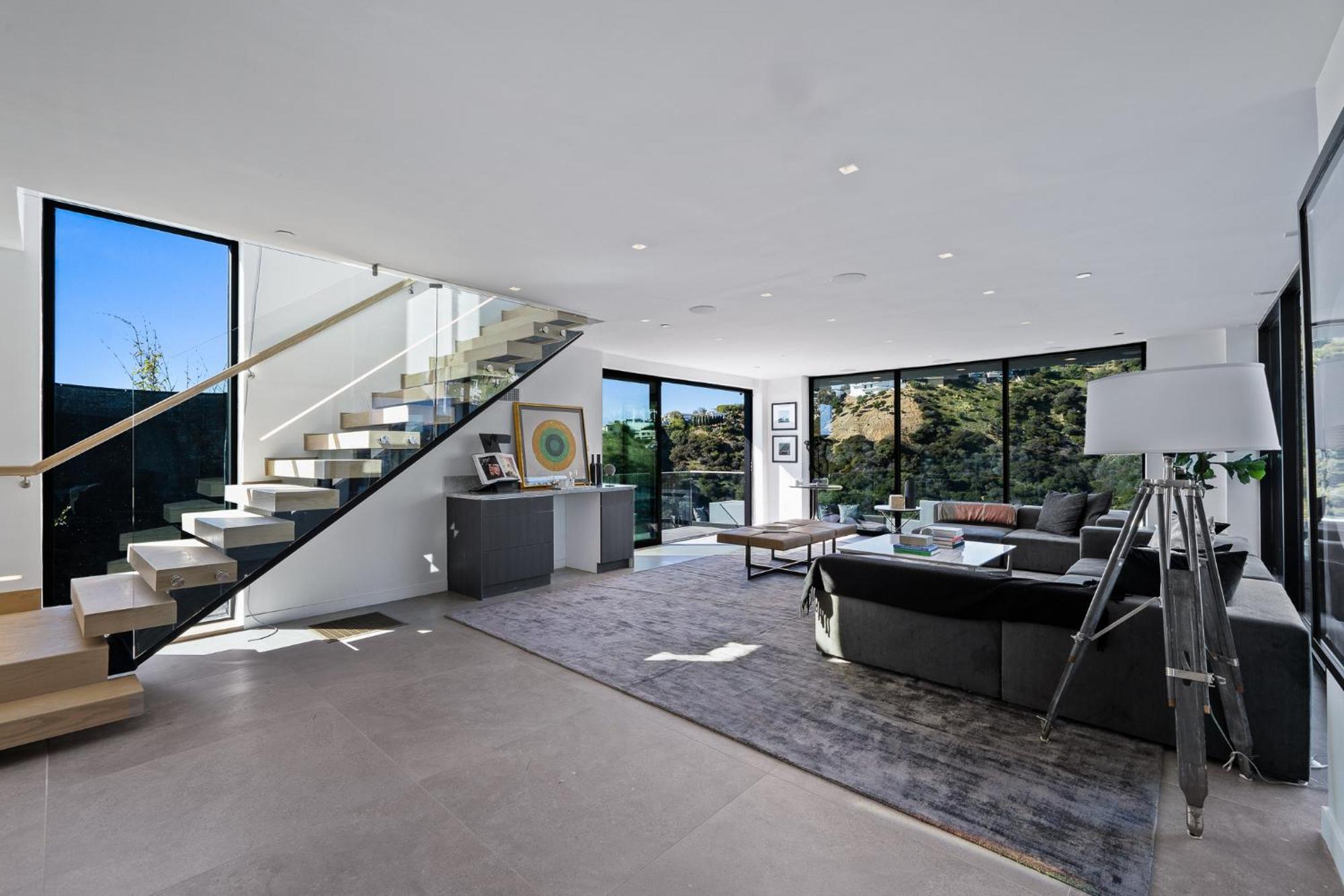 Ocean To Views, Fire Feature, Water Falls Dream Oasis Villa Los Angeles